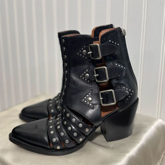 Coach Black Leather Studded Cutout Western Boots 7B Buckle Moto Pointed Toe - Picture 1 of 8